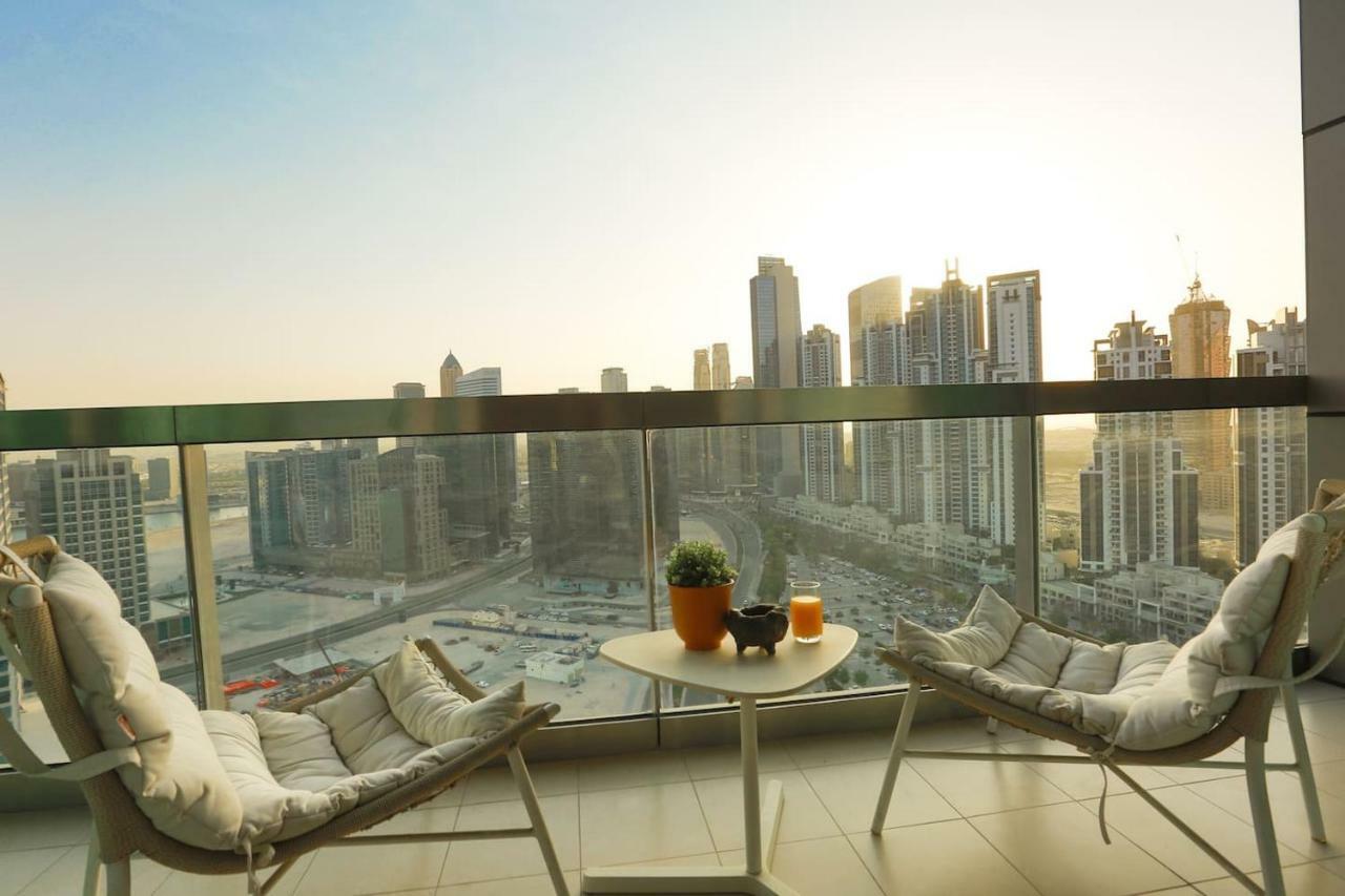 Prime Retreats - Downtown Dubaiアパートメント エクステリア 写真
