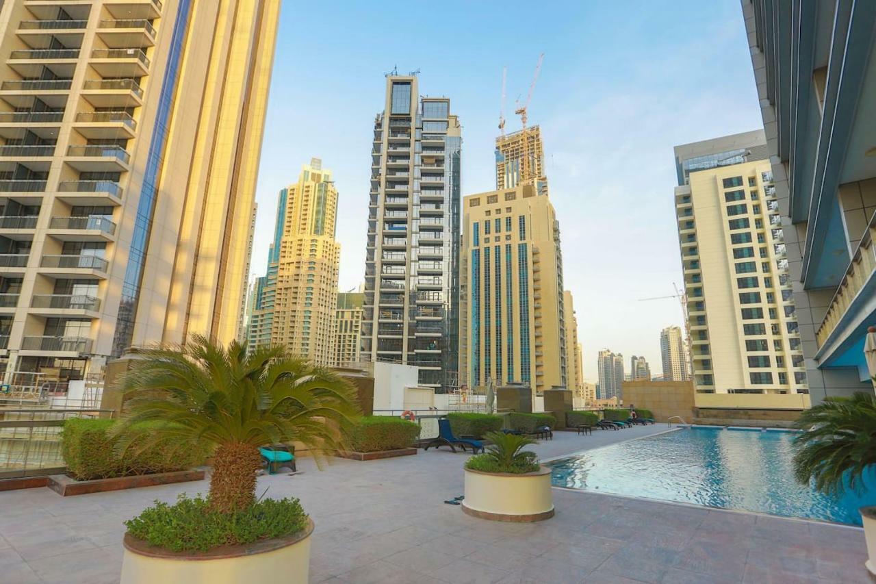 Prime Retreats - Downtown Dubaiアパートメント エクステリア 写真