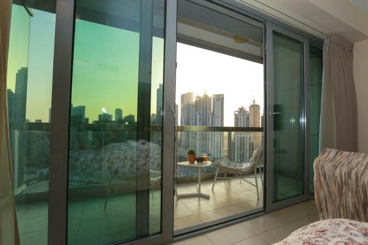 Prime Retreats - Downtown Dubaiアパートメント エクステリア 写真